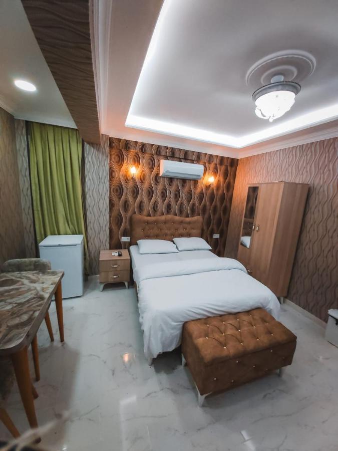 Diyar Cema Budget Hotel Istanbul Exterior foto